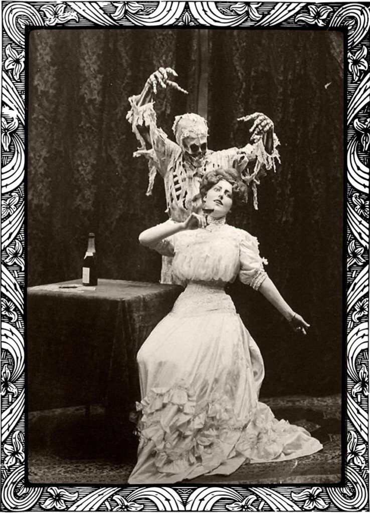 Victorian spirit photography. Death and the Lady, 1906.