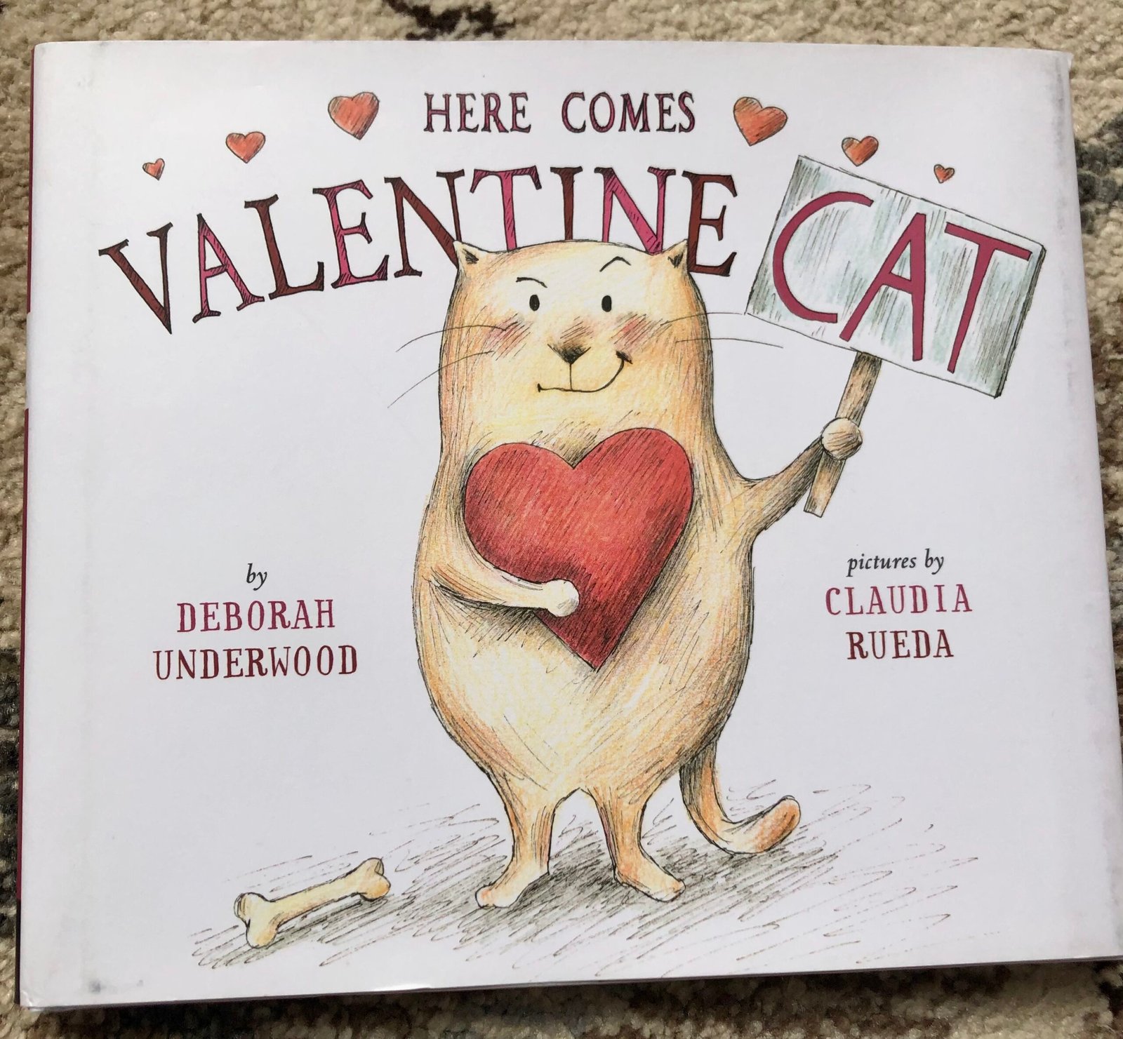 Here Comes Valentine Cat by Deborah Underwood valentine’s day books for kids