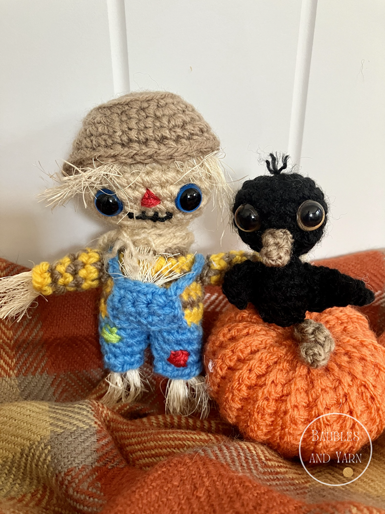 Fall Scarecrow and Crow - Free Crochet Pattern