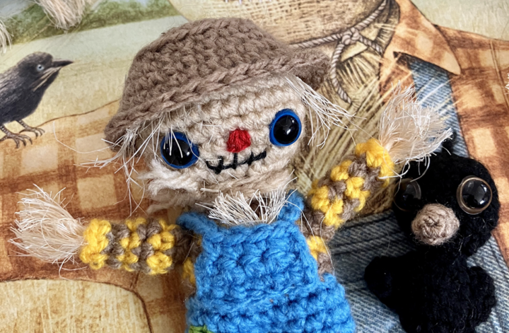 Fall Scarecrow and Crow - Free Crochet Pattern