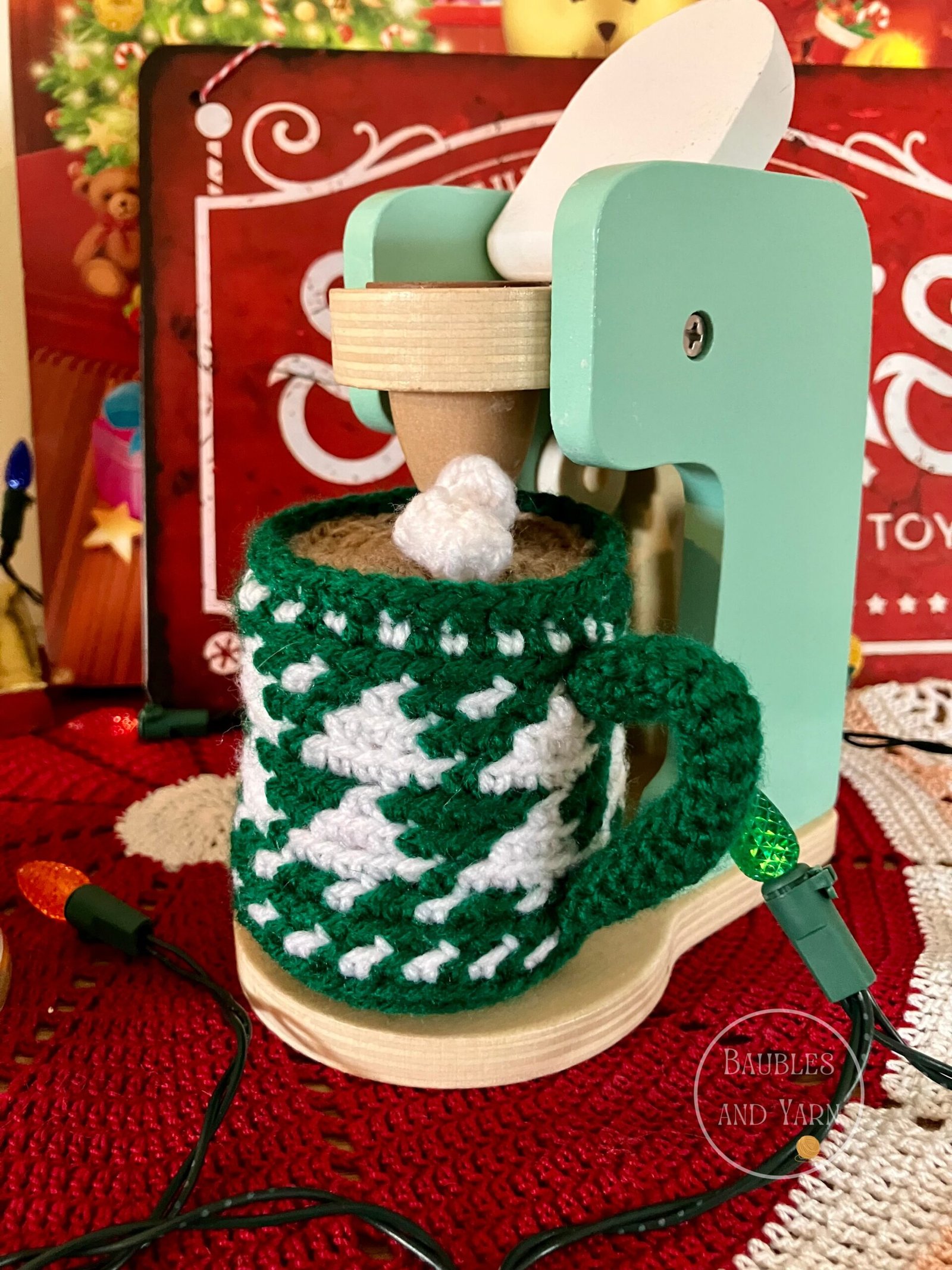 Christmas Tree Mug - Free Crochet Pattern