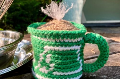 Free Crochet Camp Mug Pattern