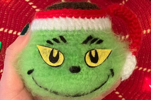 Grinch Mug Crochet Pattern - Easy Christmas Crochet